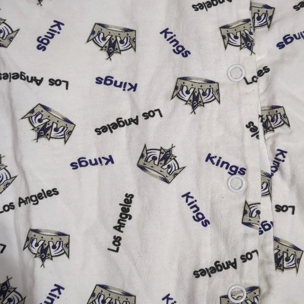 Reebok LA Kings Footed Sleeper baby size 3/6 months - Picture 2 of 5